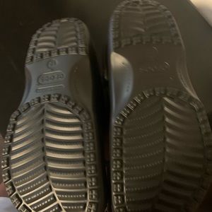 US M/11 W/12 Black Crocs